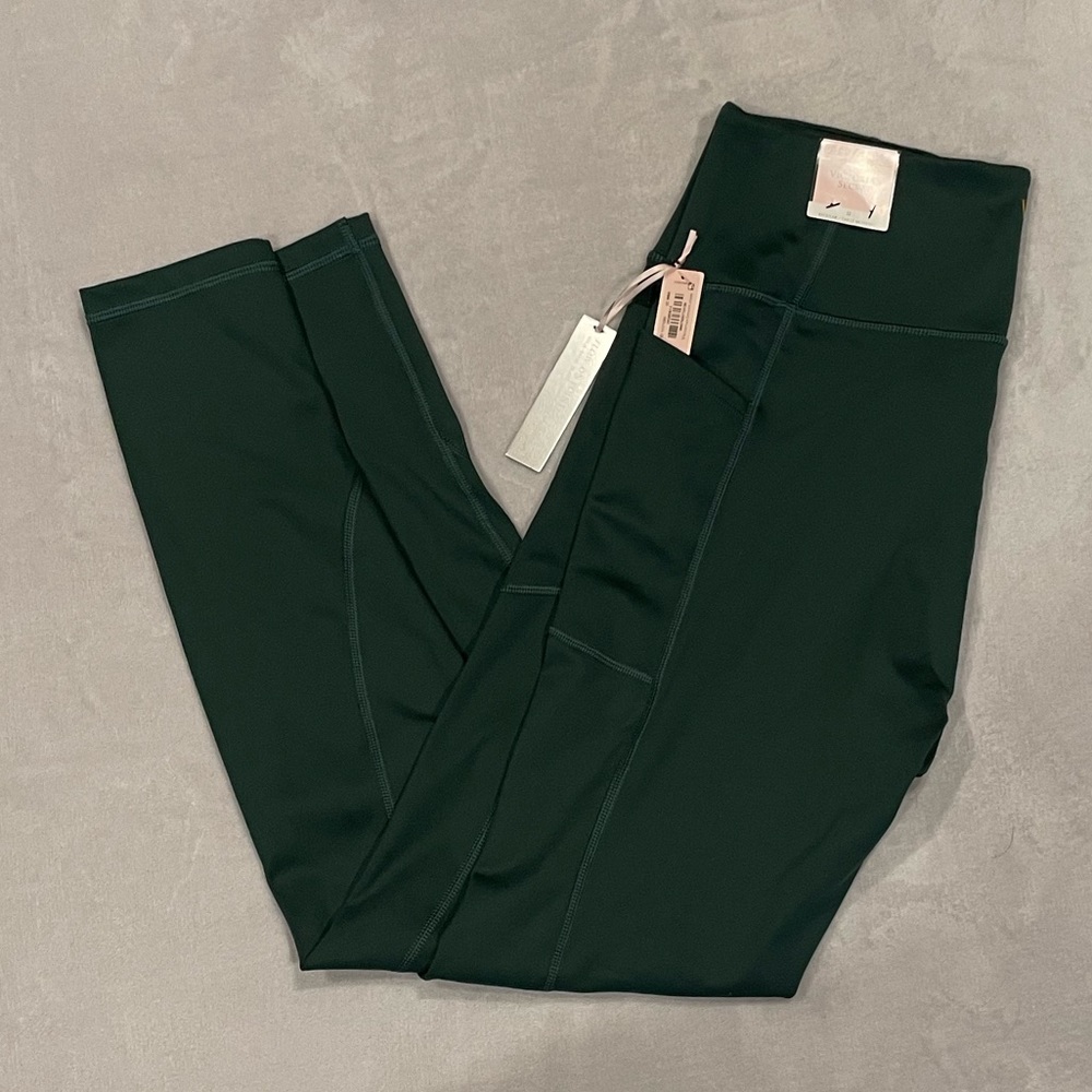 NWT Victoria’s Secret Emerald green leggings